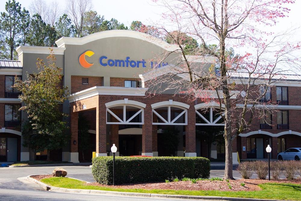 Hotel Clarion Pointe Research Triangle Park Durham Exterior foto