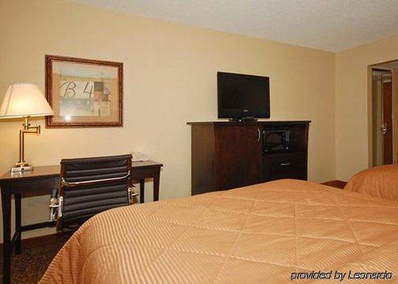 Hotel Clarion Pointe Research Triangle Park Durham Habitación foto